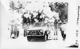 Homecoming parade float with balloons