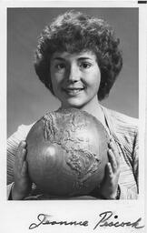 Fourth globe returned, Jean Ann Peacock